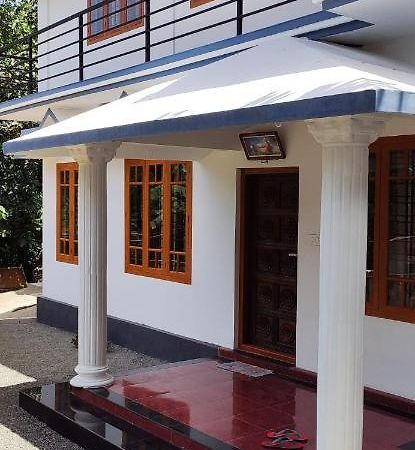 Soly'S Villa Homestay Munnar Exteriör bild