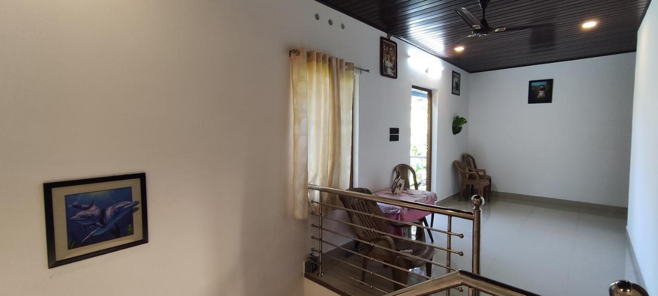Soly'S Villa Homestay Munnar Exteriör bild