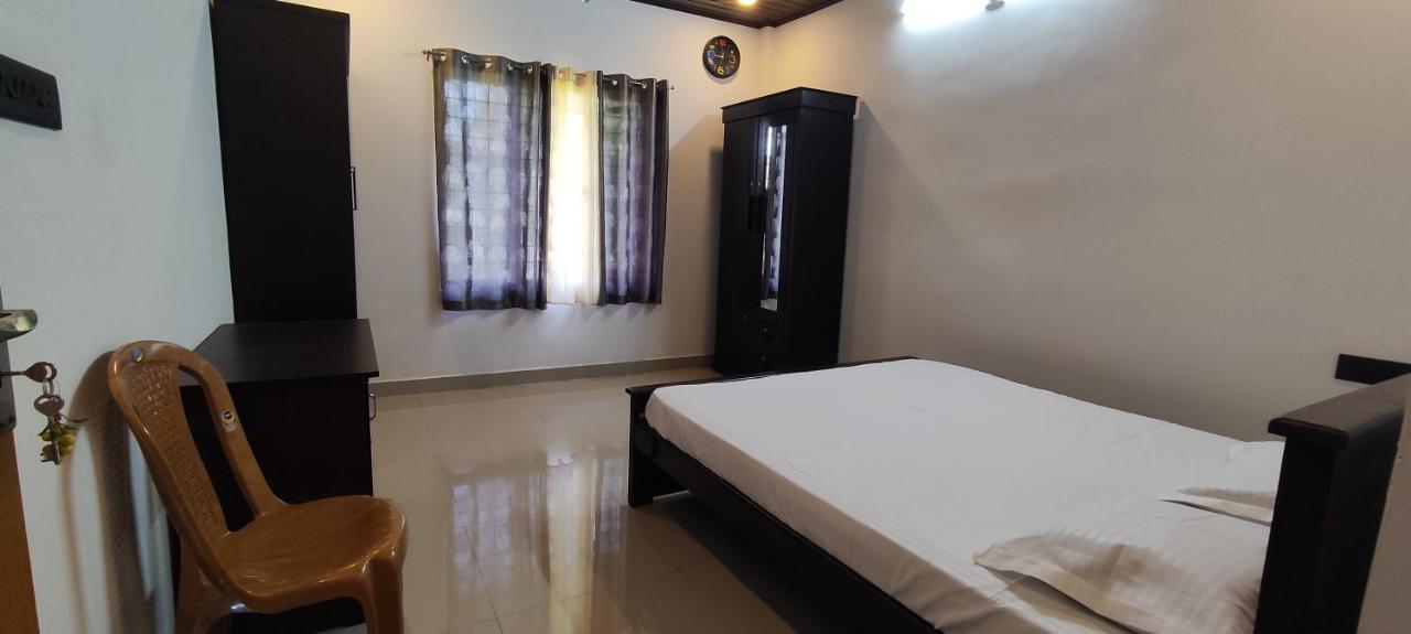 Soly'S Villa Homestay Munnar Exteriör bild